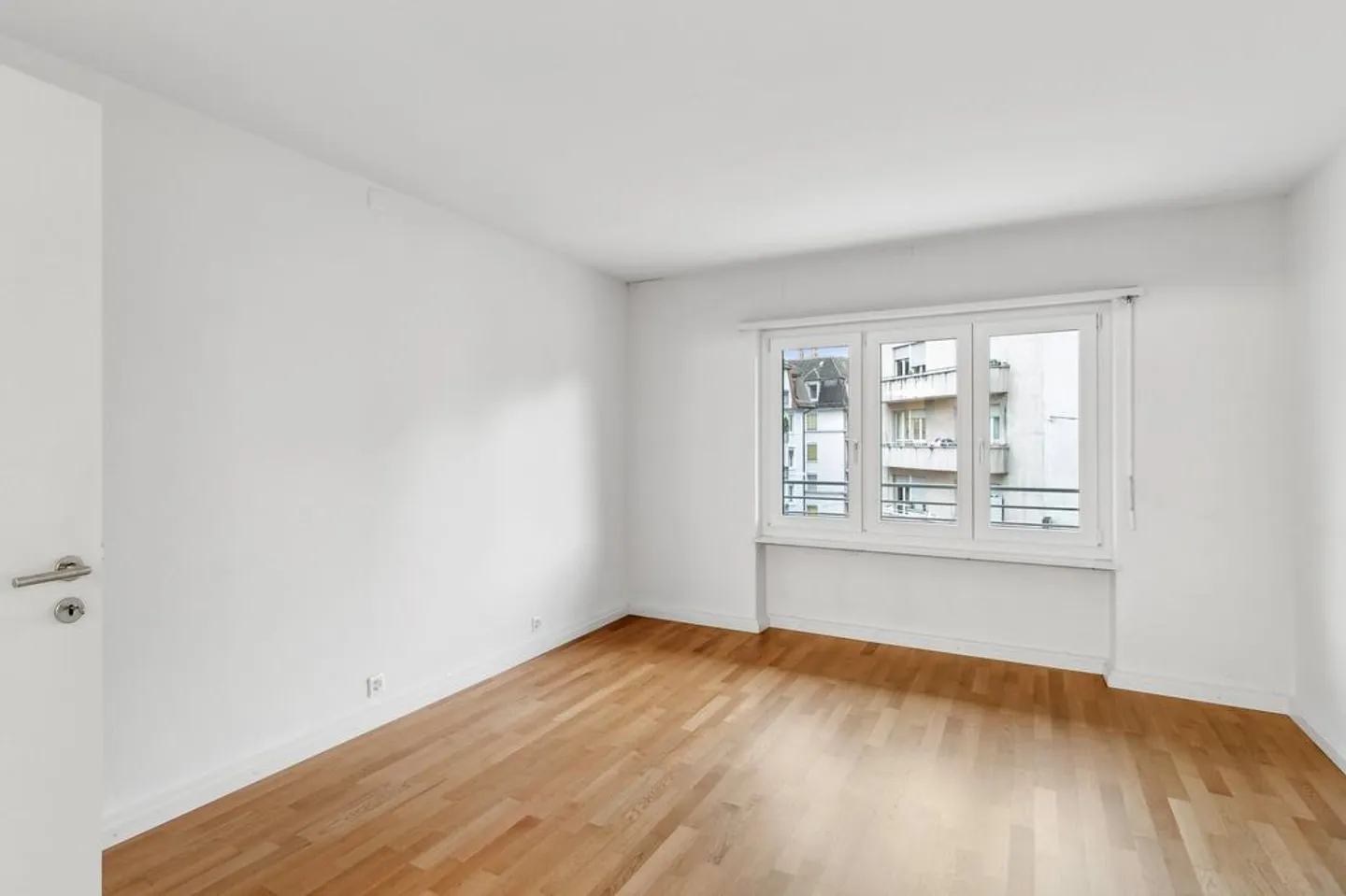 Charmante Wohnung in Zürich - Foto 2 von 7