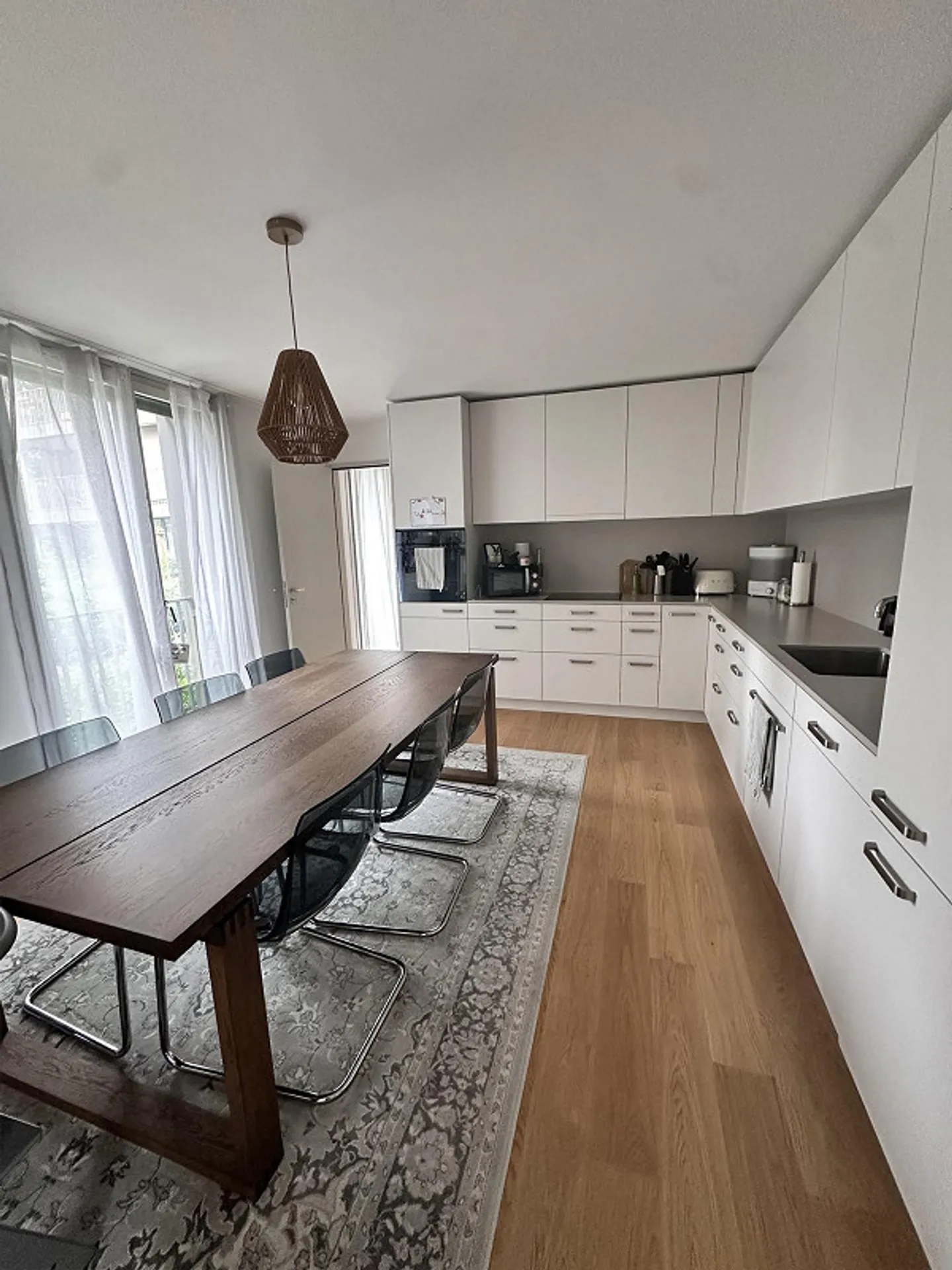 Schöne moderne 4.5-Zimmer Wohnung im Dorfkern Niederhasli - Photo 1 of 15