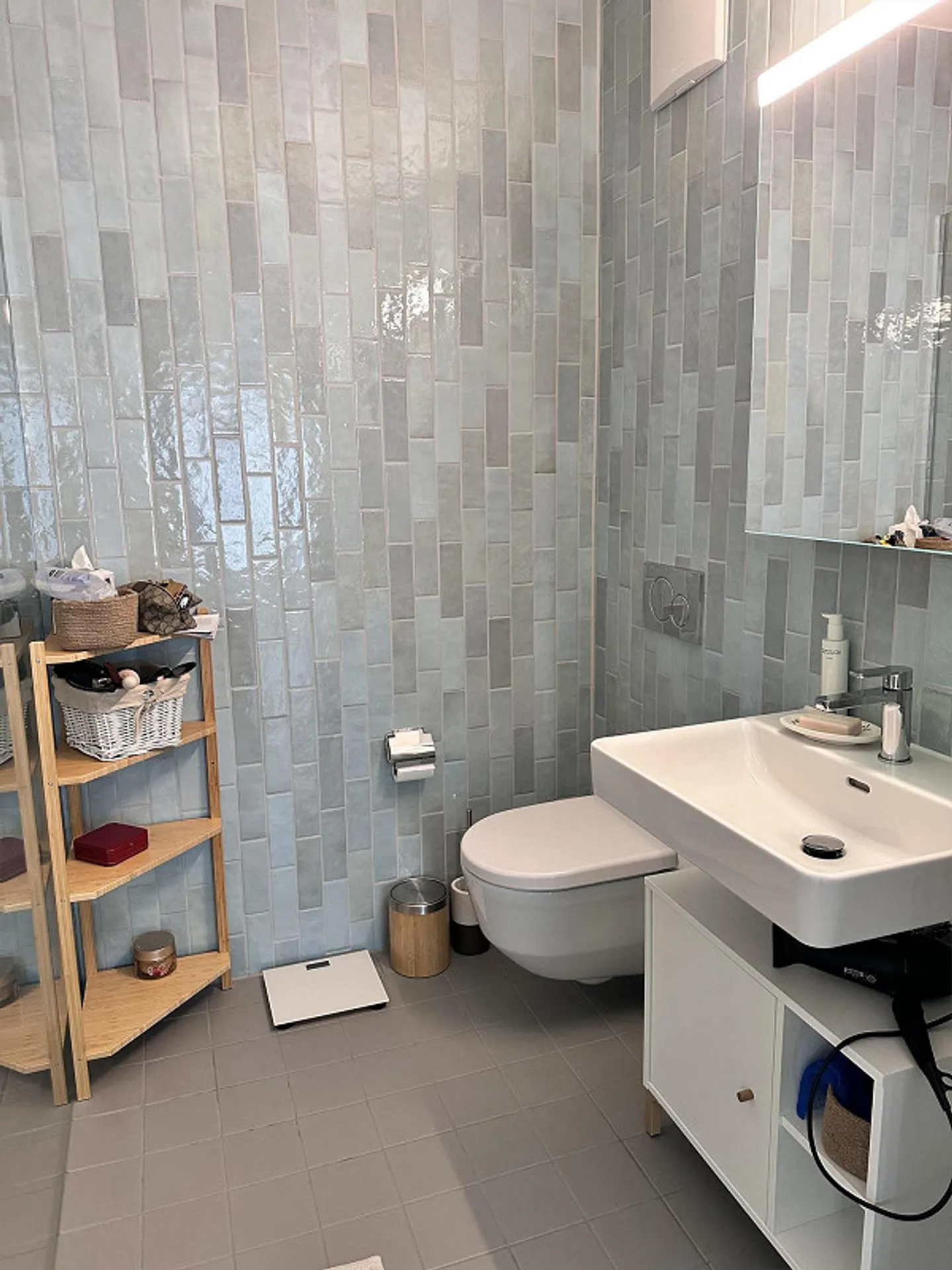 Schöne moderne 4.5-Zimmer Wohnung im Dorfkern Niederhasli - Photo 13 of 15