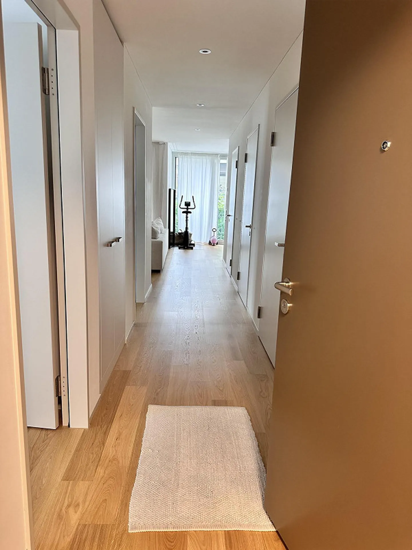 Schöne moderne 4.5-Zimmer Wohnung im Dorfkern Niederhasli - Photo 8 of 15