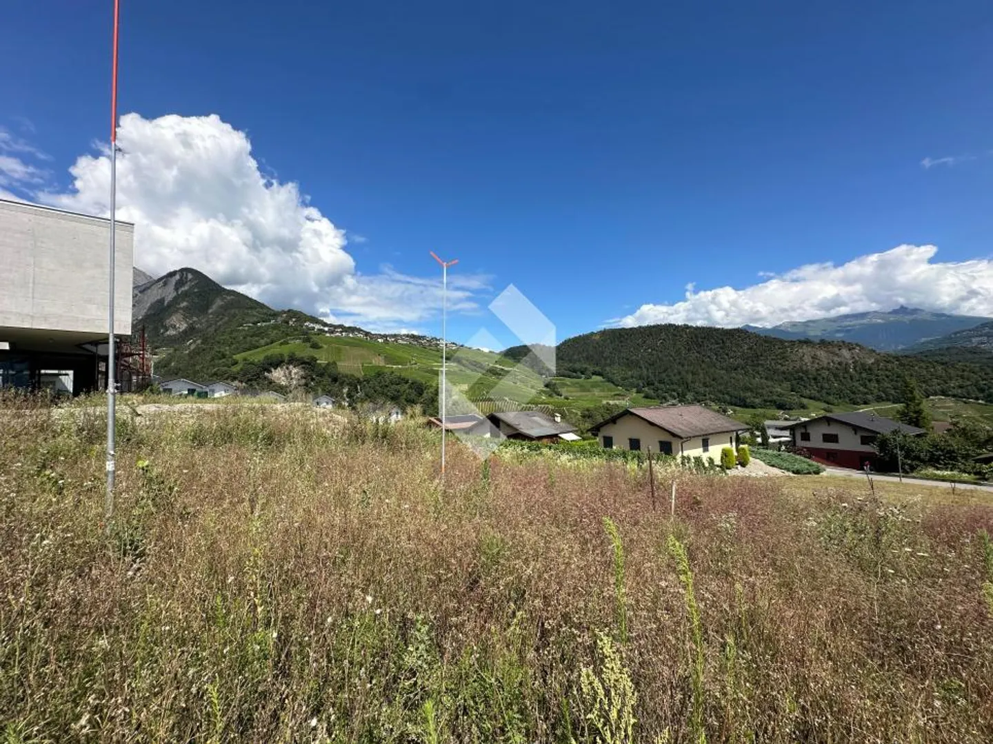 The Gardens of Colette, Sensine, Penthouse - Photo 7 of 13