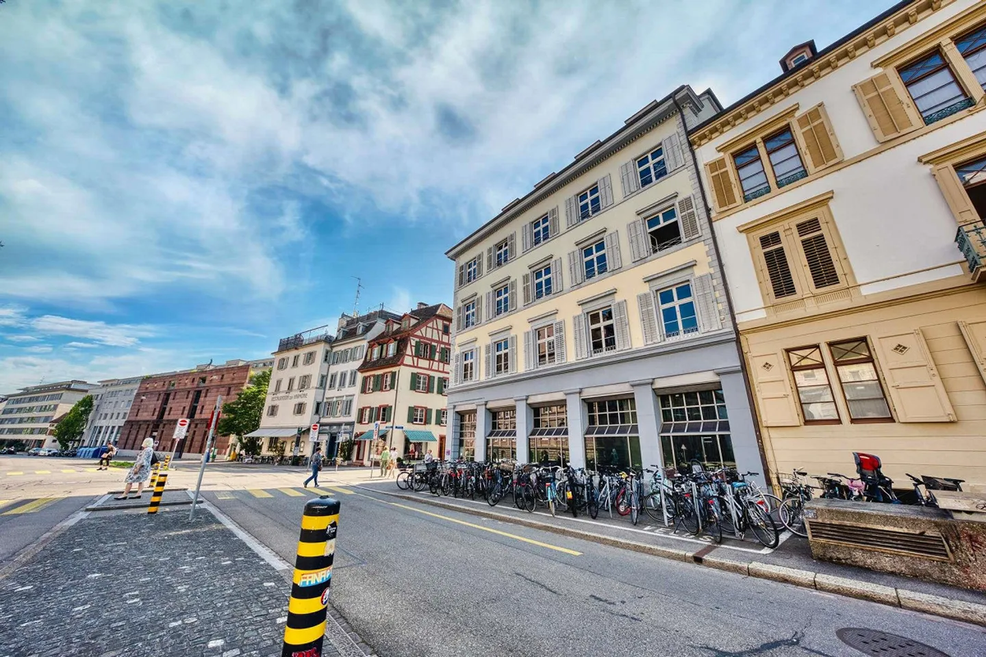 Espace de vente au centre-ville au Spalenberg - Photo 5 sur 6