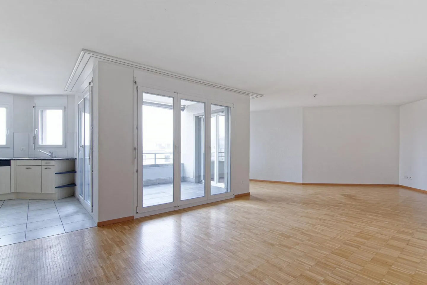 4.5-room apartment with elevator, 1st floor - Photo 20 of 42