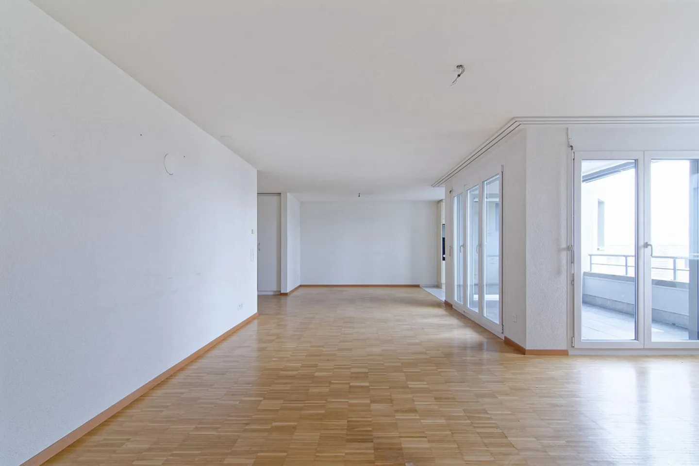 4.5-room apartment with elevator, 1st floor - Photo 41 of 42