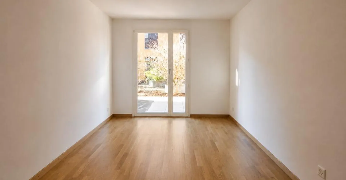 Appartement spacieux au rez-de-chaussée - Photo 4 sur 7