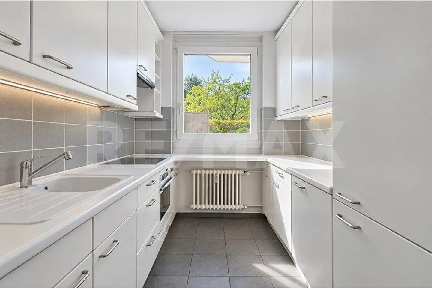 Vivere in tranquillità, vivere in centro: Il tuo appartamento di 3½ stanze a Riehen - Foto 8 di 13
