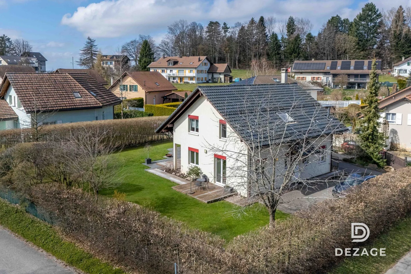 Villa familiare spaziosa alle porte di Losanna: grande giardino pianeggiante e jacuzzi a pochi passi dall'EHL! - Foto 11 di 13