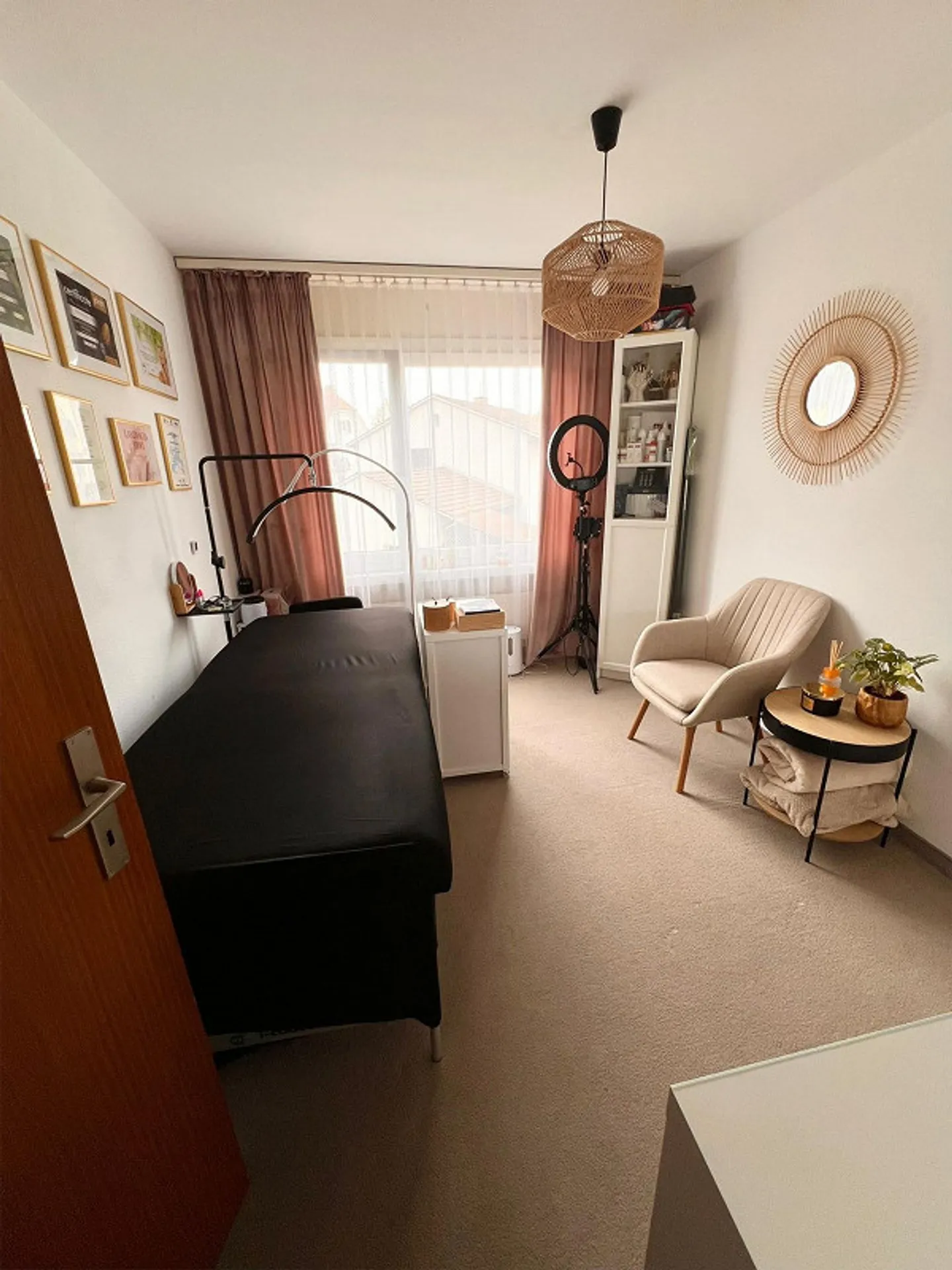 Helle Wohnung mit sonnigem Balkon - Foto 3 von 7