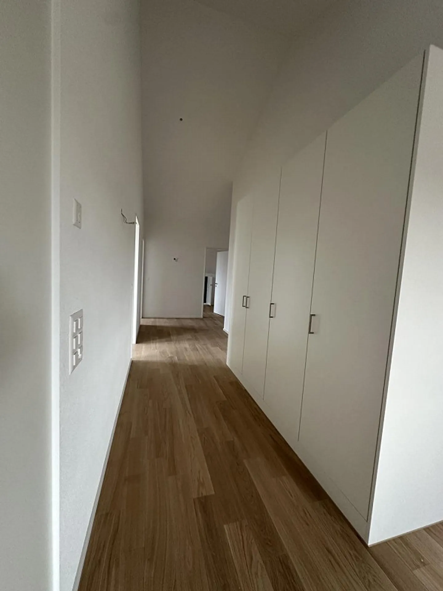 Bellissimo appartamento mansardato di 3.5 locali nella splendida Eschenbach - Foto 4 di 13