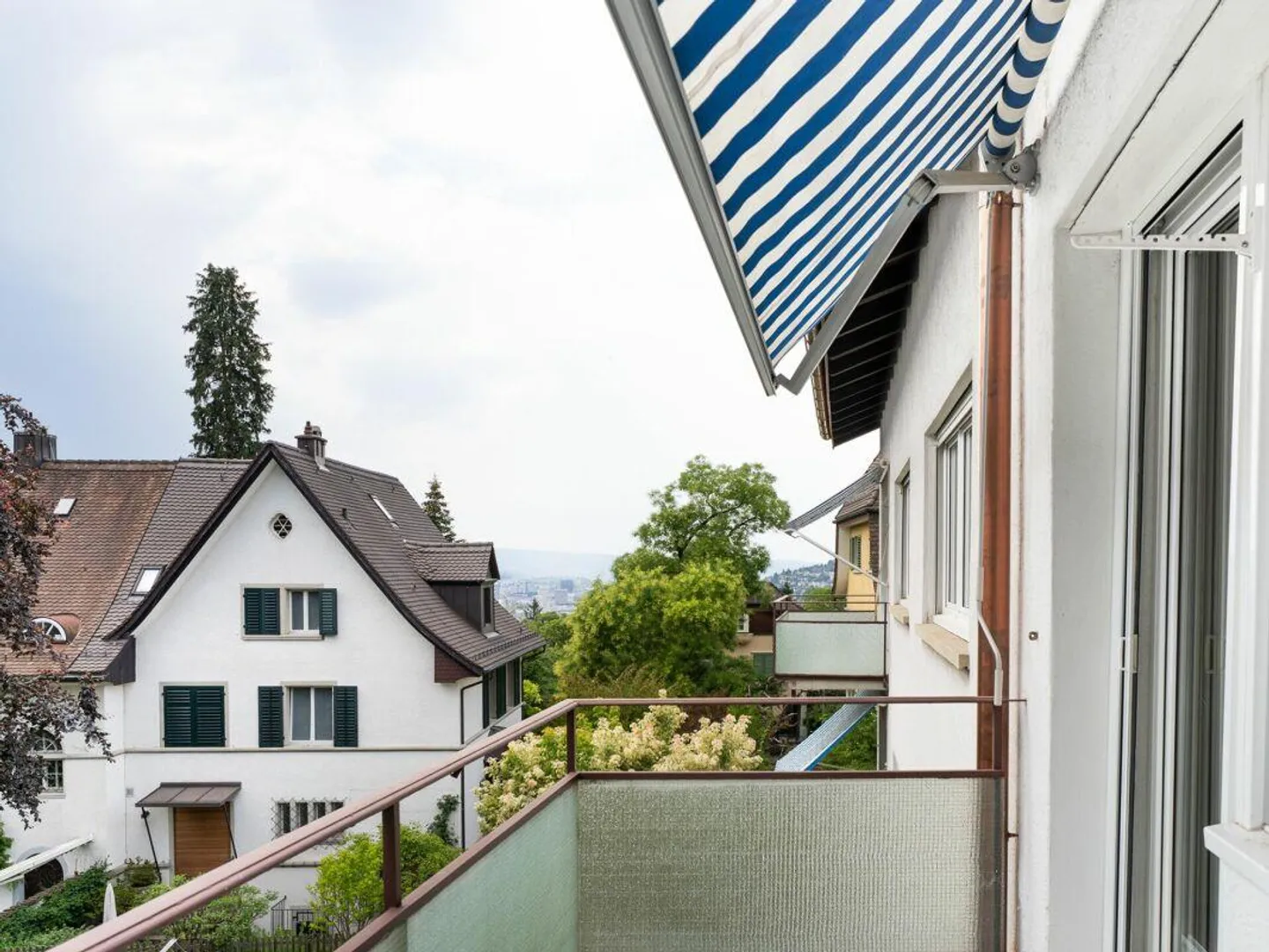Modernes 4-Zimmer-Apartment in Zürich - Foto 12 von 13