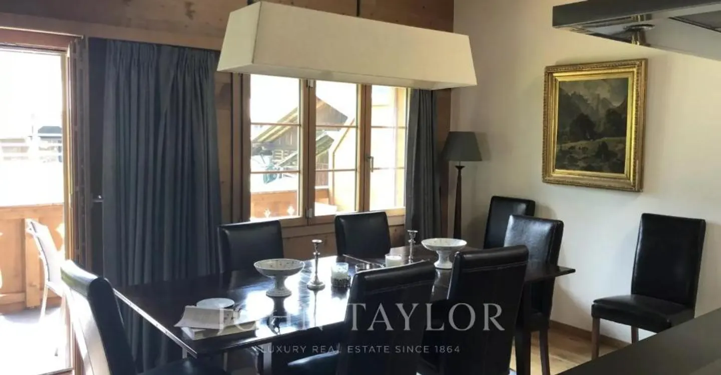 Modern Penthouse with Mountain Views - Photo 2 of 12