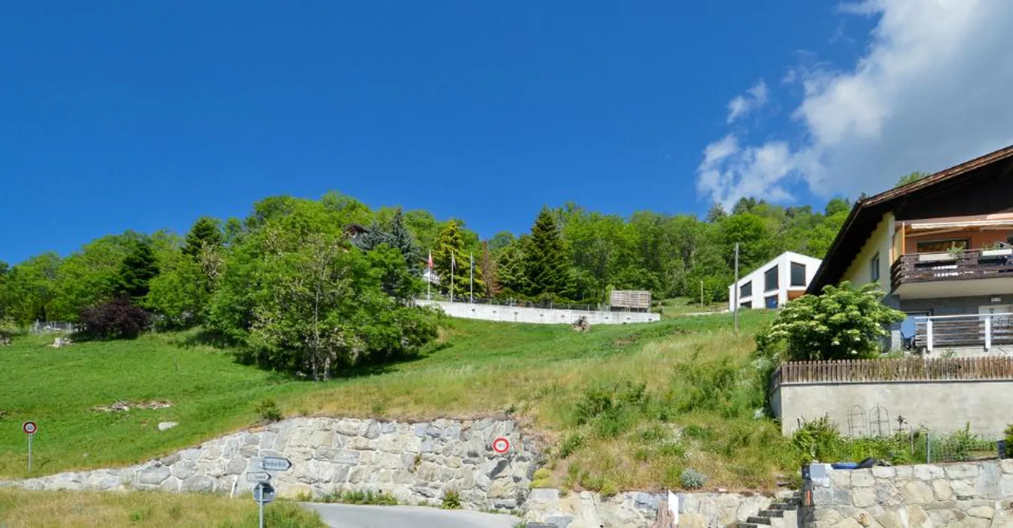 Attractive Building Plot in Mund - Photo 1 of 9