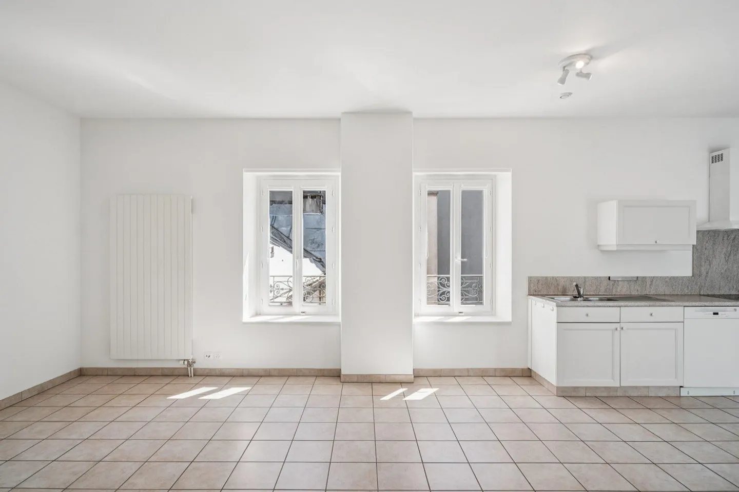 Bright 3-room attic apartment - Photo 7 of 10