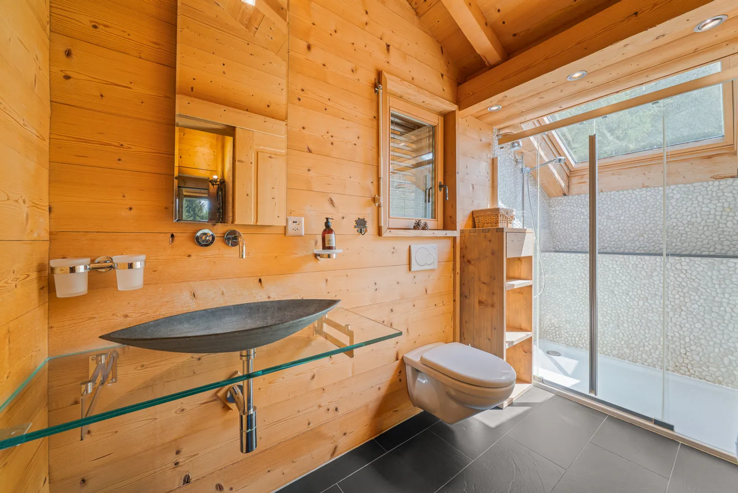 Charmant chalet alpin - Photo 12 sur 16