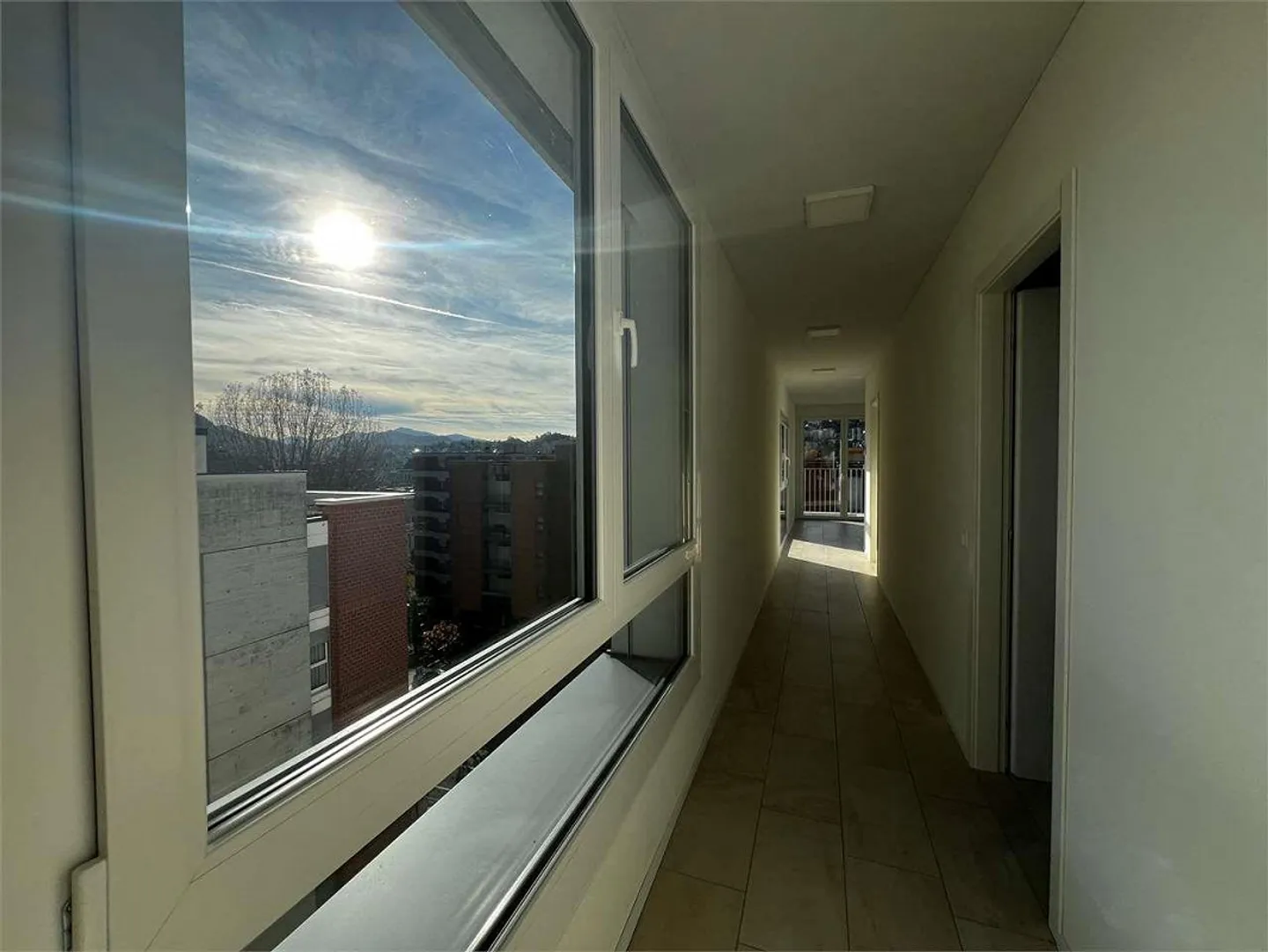 Ref. 2621 Viganello à louer penthouse 3.5 pièces - Photo 5 sur 8