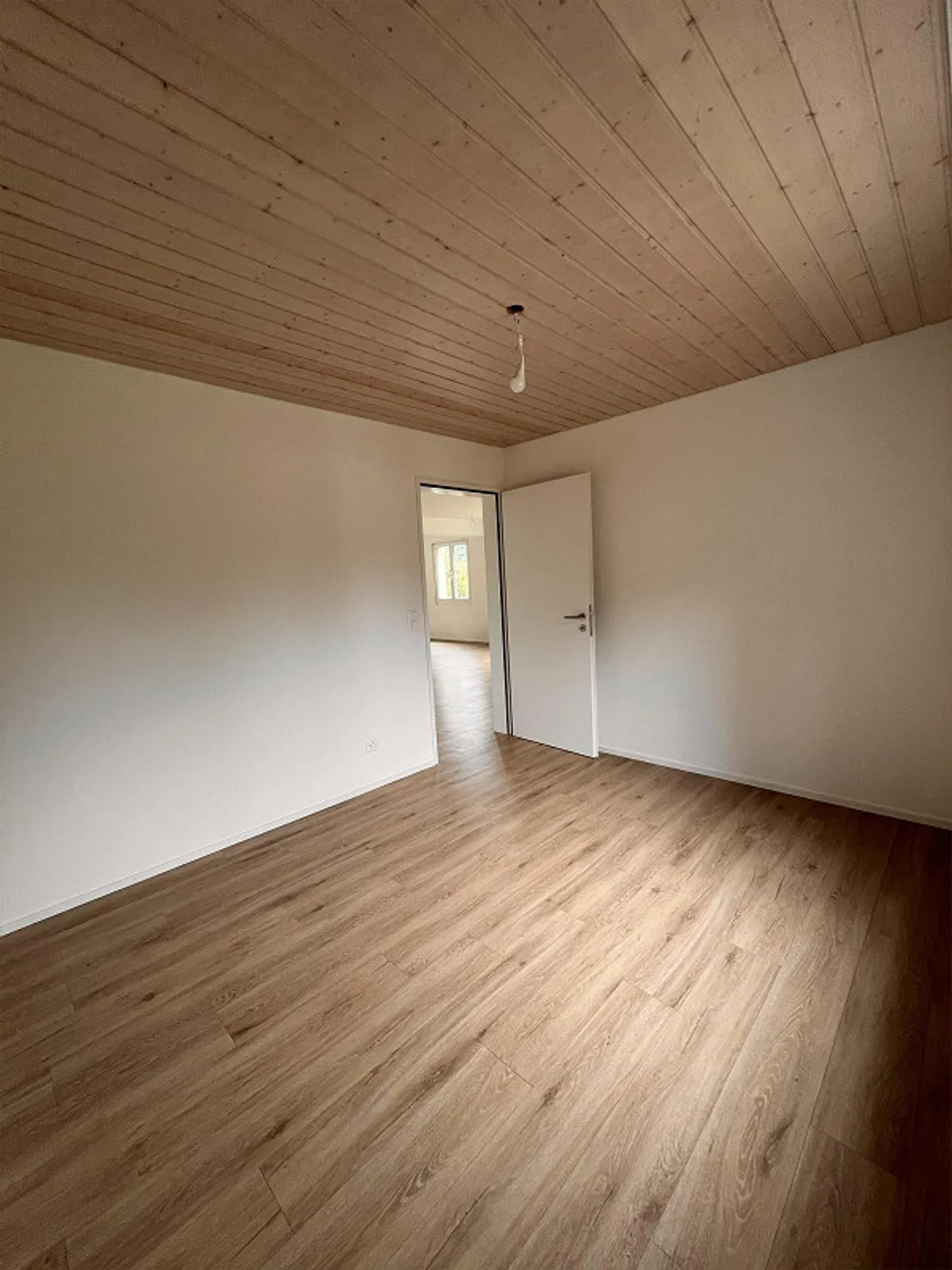 3.5 Zimmer Wohnung in Einfamilienhaus - Foto 6 von 7