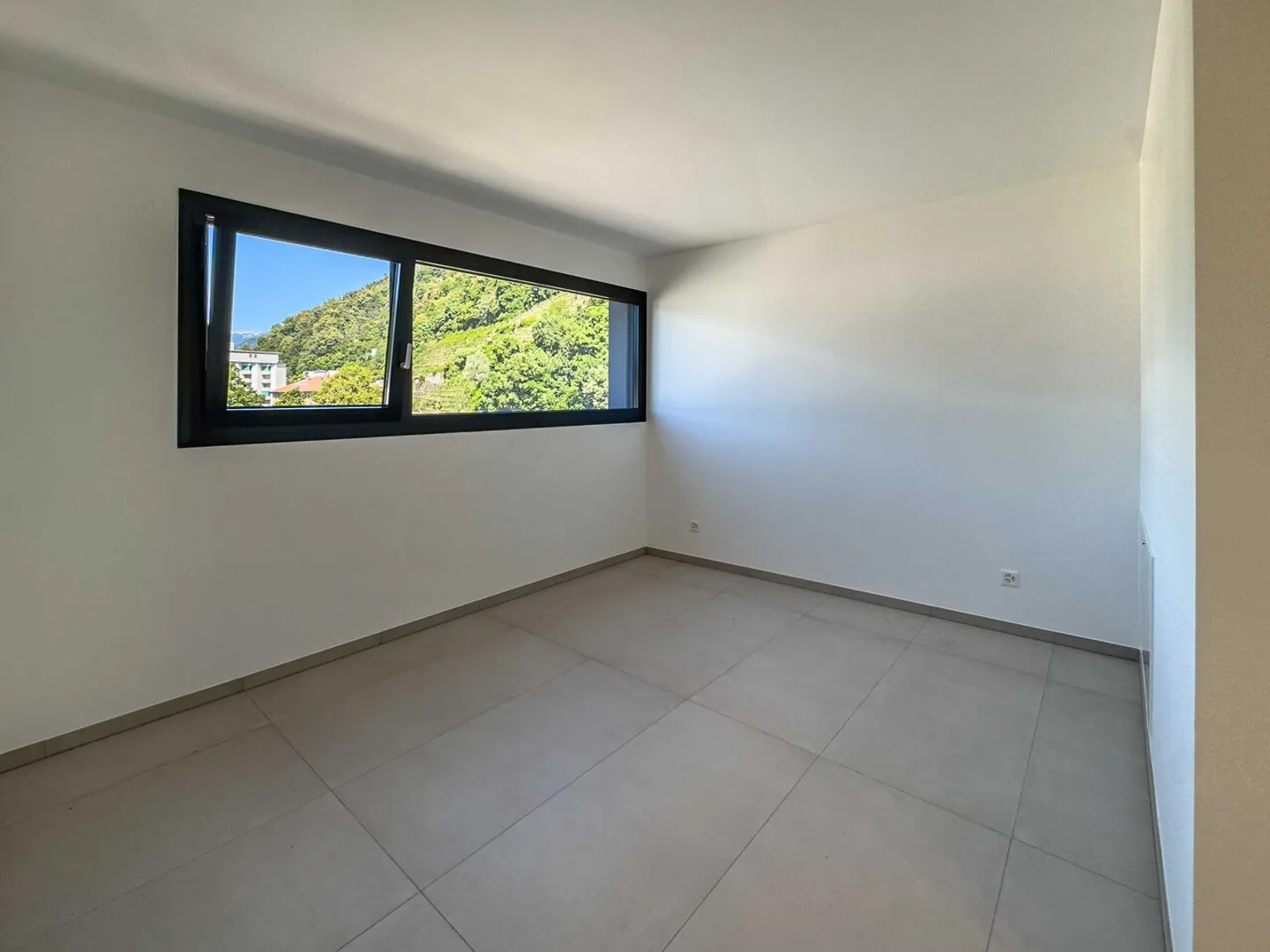 Appartamento all’ultimo piano a Locarno in una nuova costruzione - Foto 3 di 6