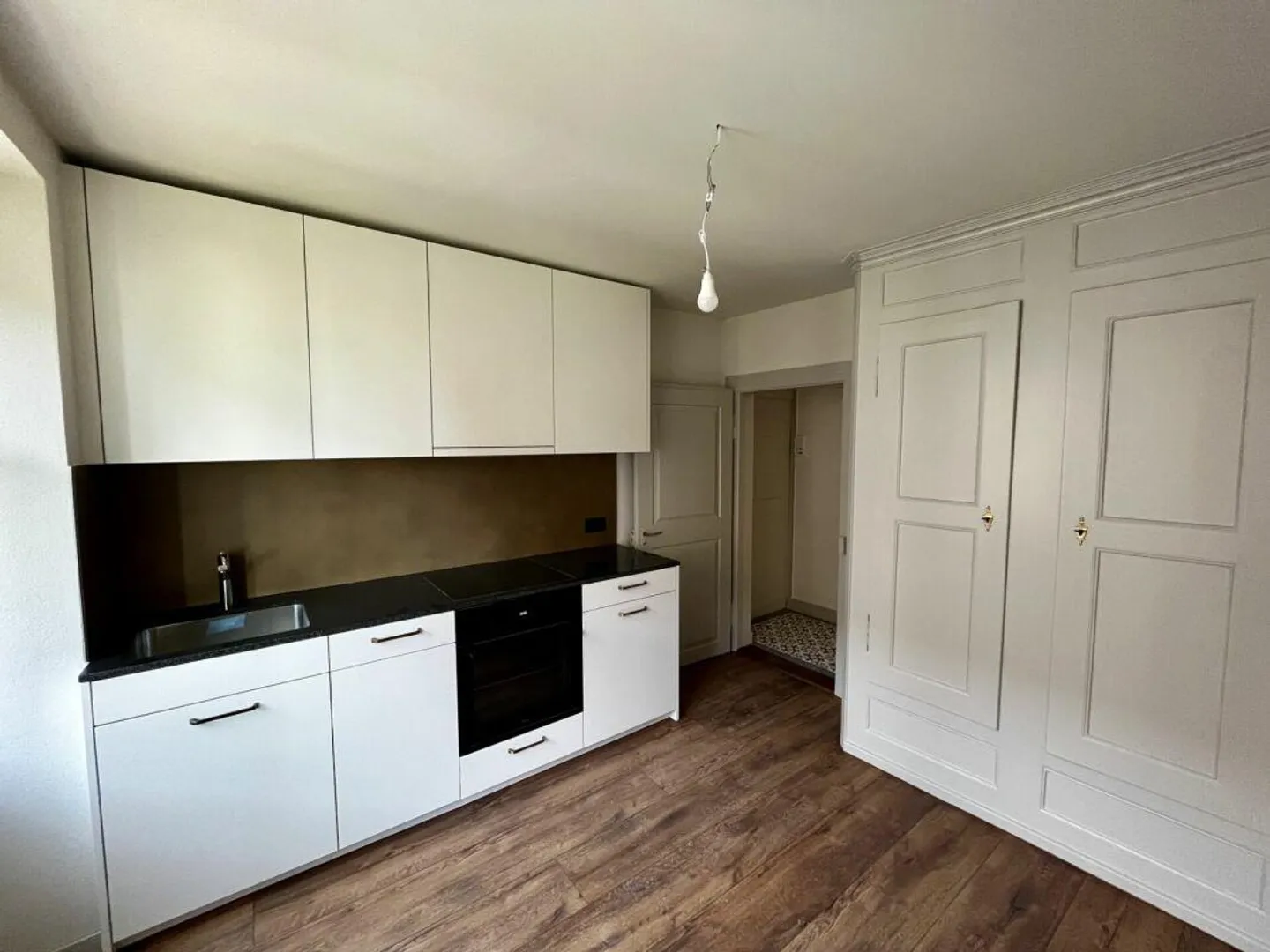 First occupancy in a historic villa - ideal also for shared living - Photo 3 of 10