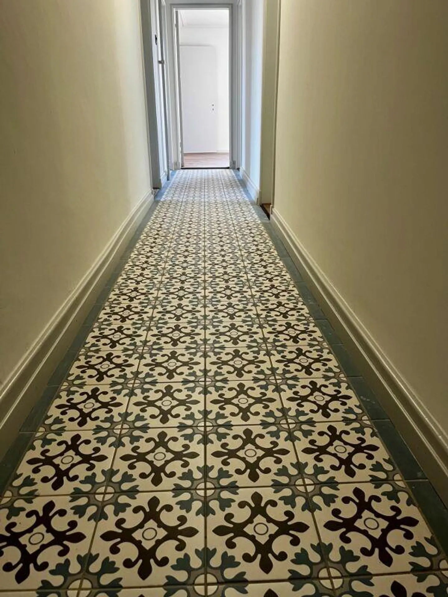 First occupancy in a historic villa - ideal also for shared living - Photo 4 of 10