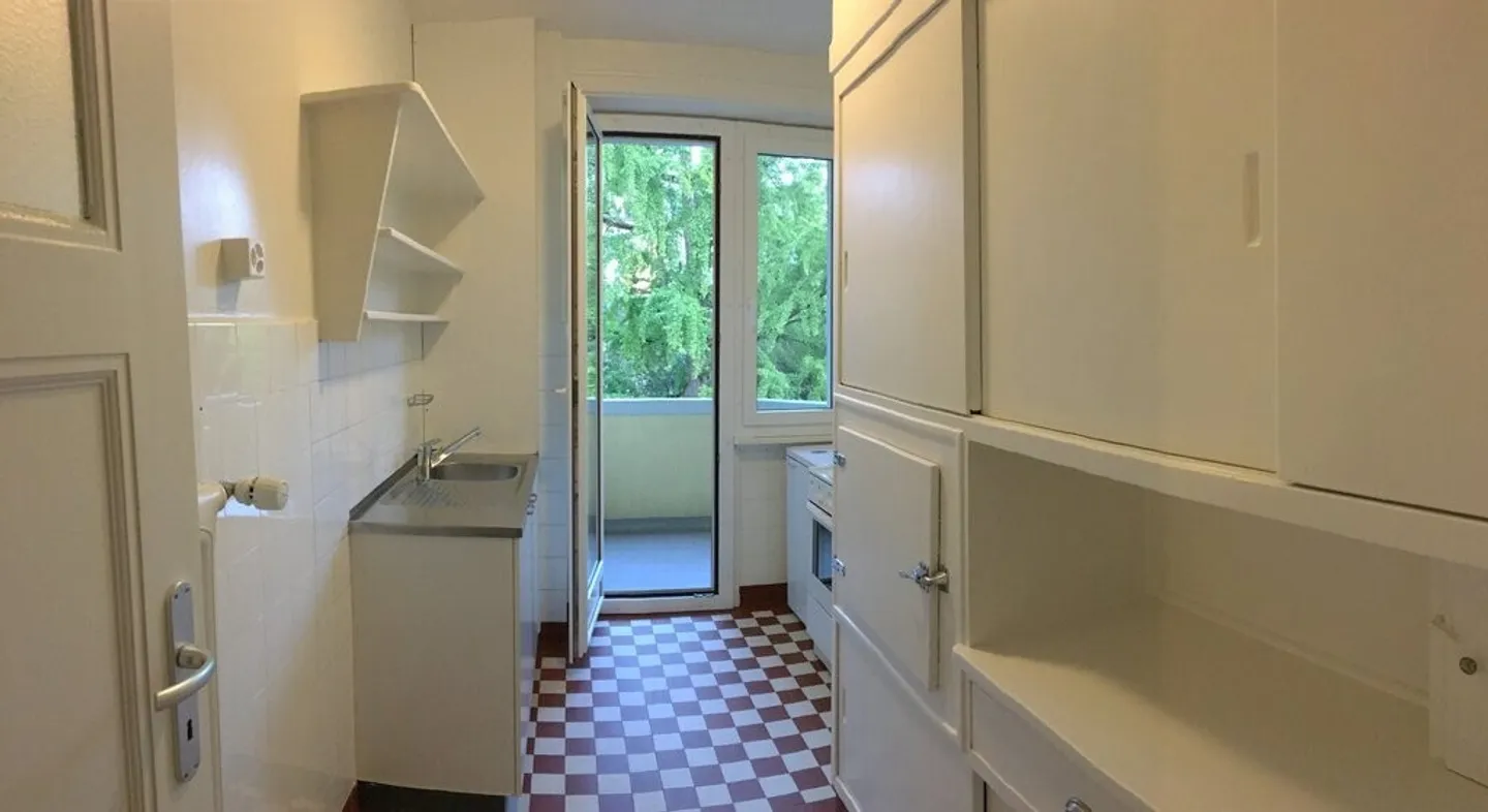 Studio a due passi dalla stazione di Losanna - Foto 2 di 5