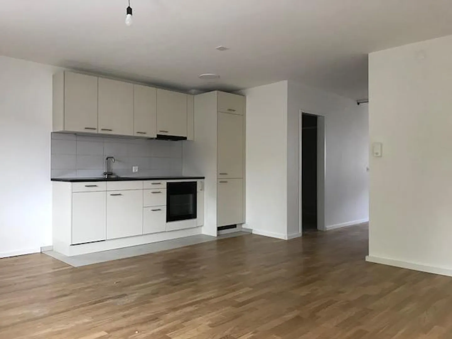 Moderne, attraktive Wohnung mit Balkon - Foto 1 von 7