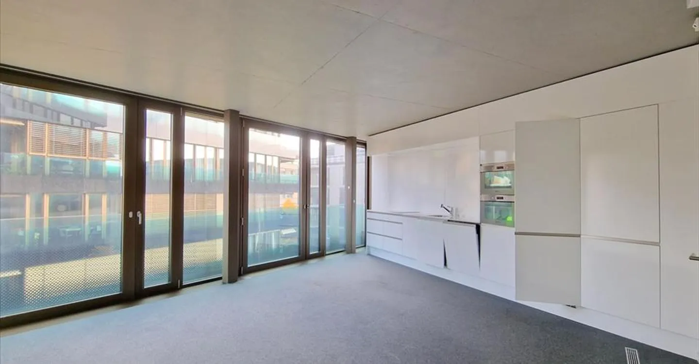 Office space for rent - Photo 9 of 11