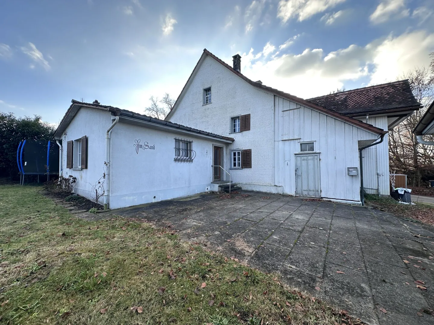 Casa unifamiliare con potenziale di sviluppo - Foto 1 di 10