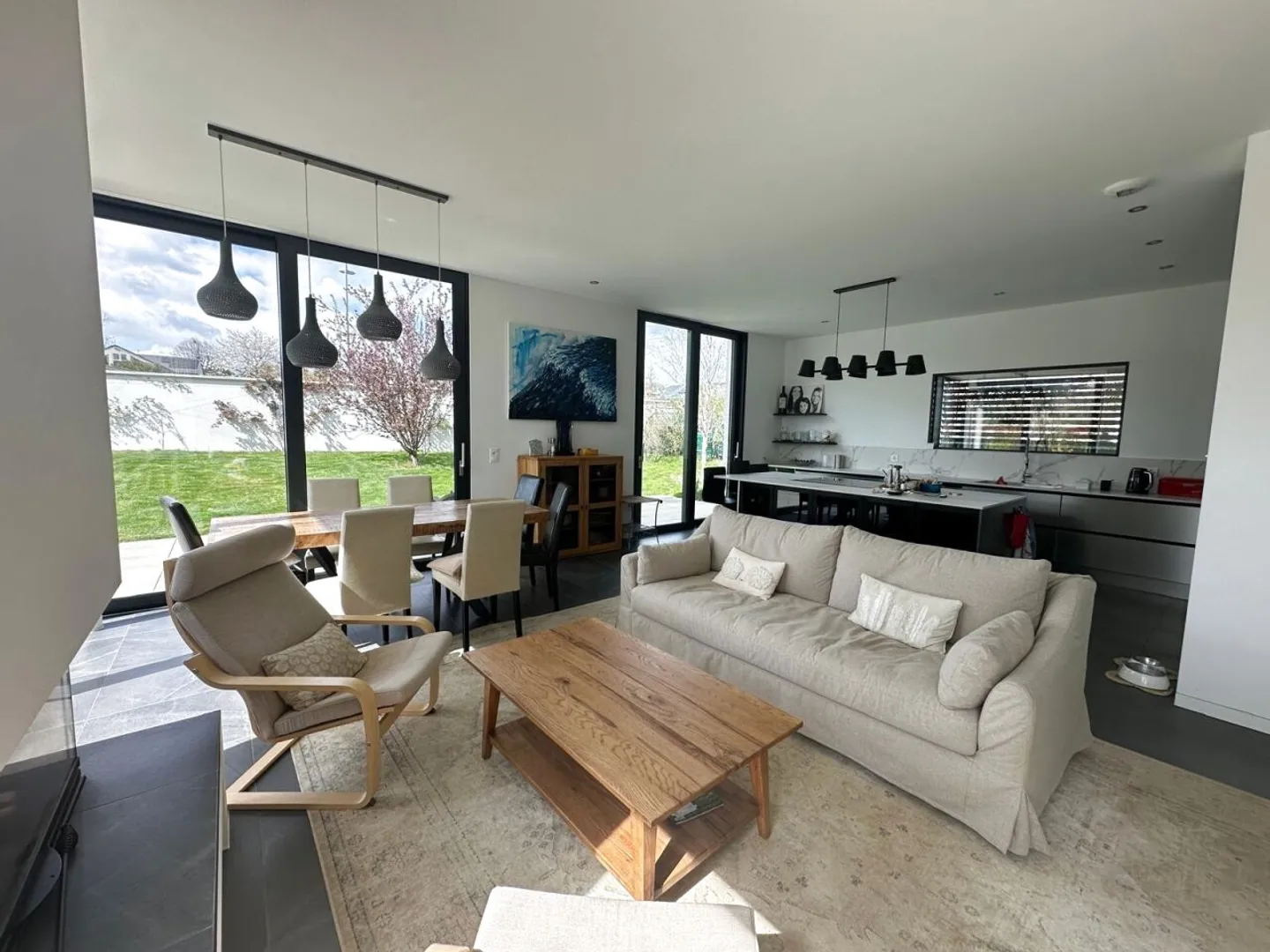 Wunderschöne Villa in Mies / 5 Schlafzimmer + Büro / Eingezäunter Garten - Foto 5 von 13