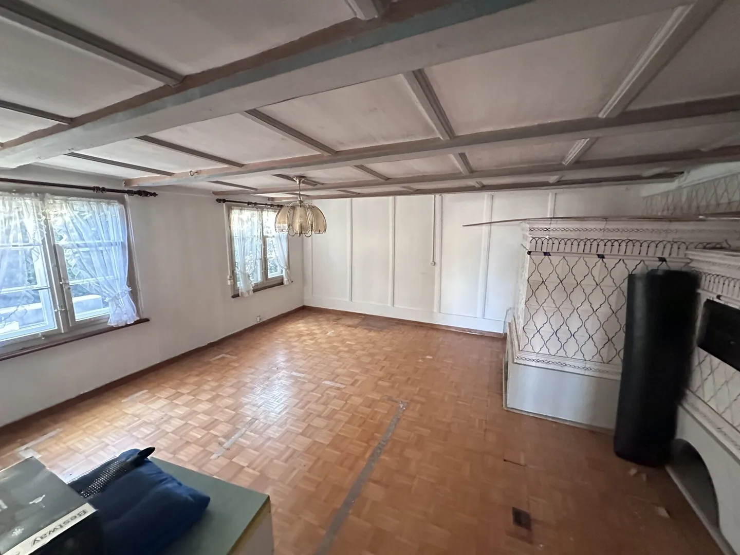 Casa unifamiliare con potenziale di sviluppo - Foto 7 di 10