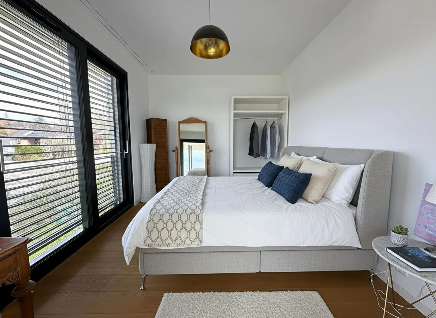 Wunderschöne Villa in Mies / 5 Schlafzimmer + Büro / Eingezäunter Garten - Foto 9 von 13