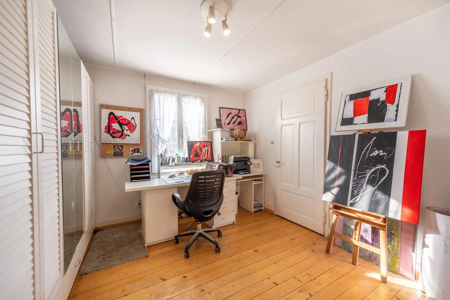 Vielseitiges Zweifamilienhaus - Foto 6 von 13