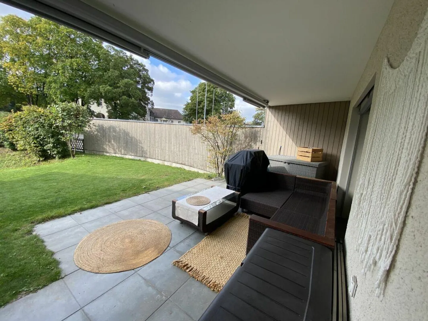 Spacious and bright ground floor apartment with terrace - Photo 11 of 11