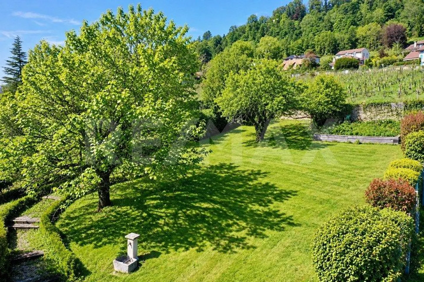 Charming Village House in Bougy-Villars - Photo 7 of 13