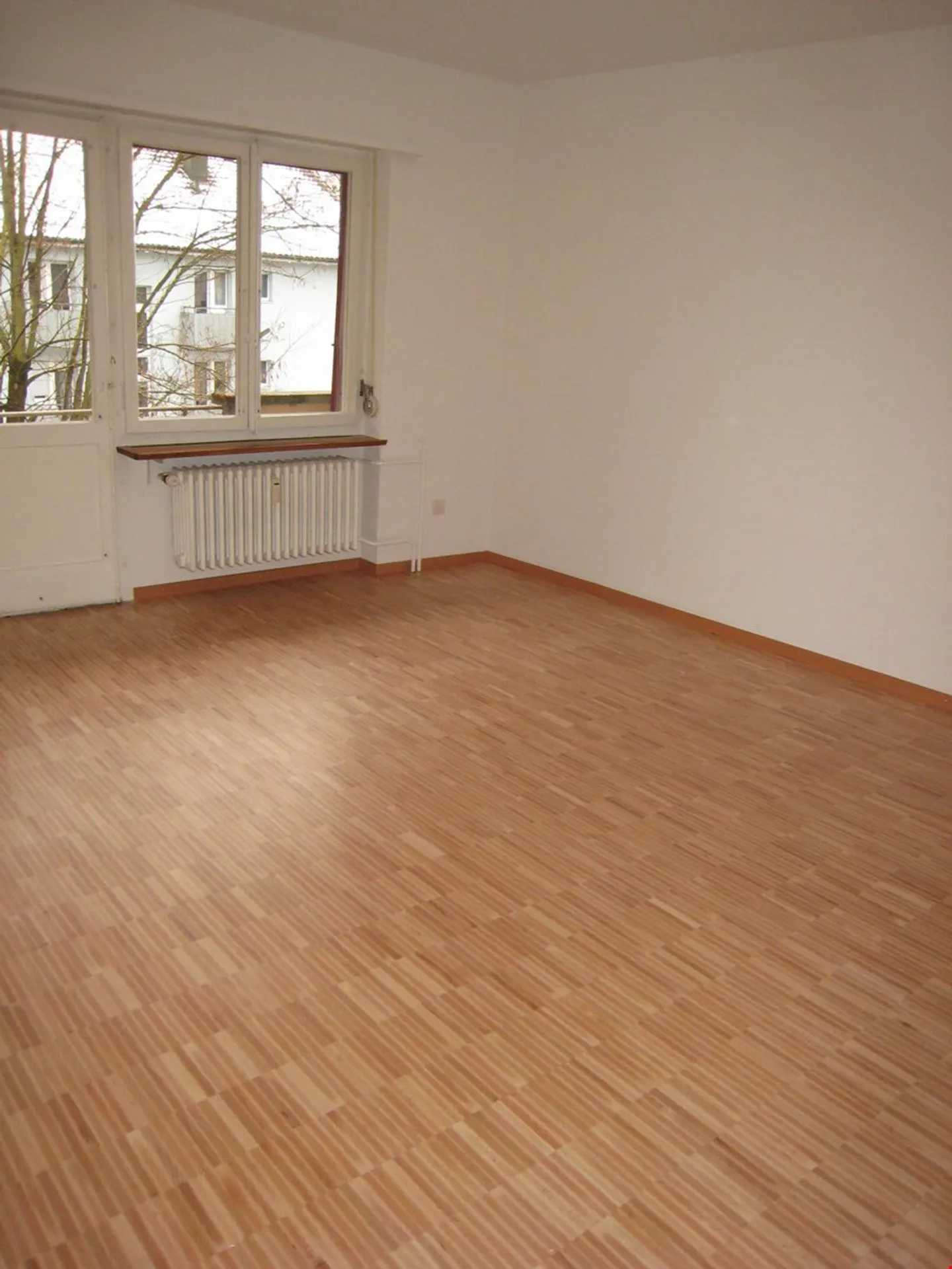 Charmante Wohnung mit Balkonen - Foto 2 von 7