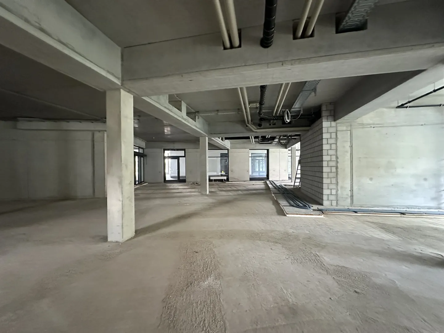 Espace Commercial à Wydenpark - Photo 5 sur 6