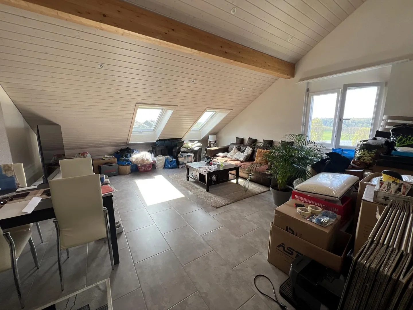 03310 - Appart. 2,5 PCES - RTE EGLISE 33 - COURTION - Foto 8 von 8