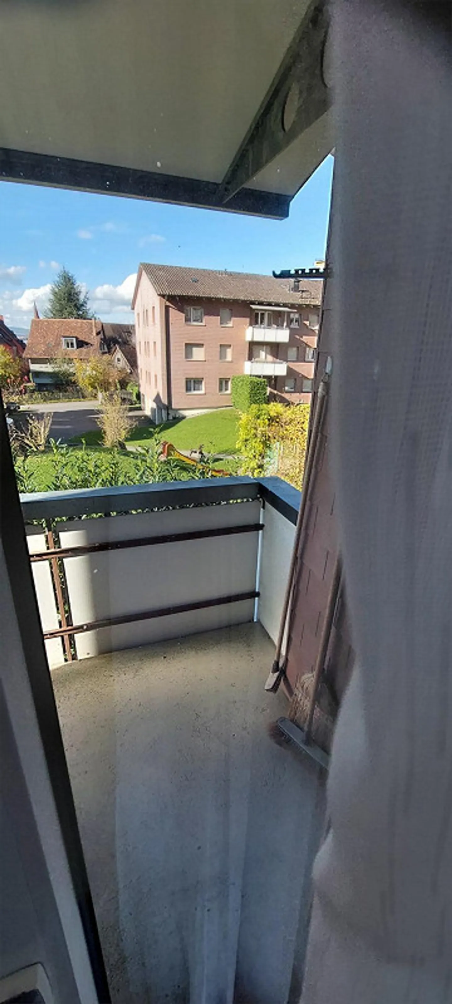 Recherche de locataires avec enfants pour un appartement de 3,5 pièces (67m2) à Oberwil - Photo 7 sur 11