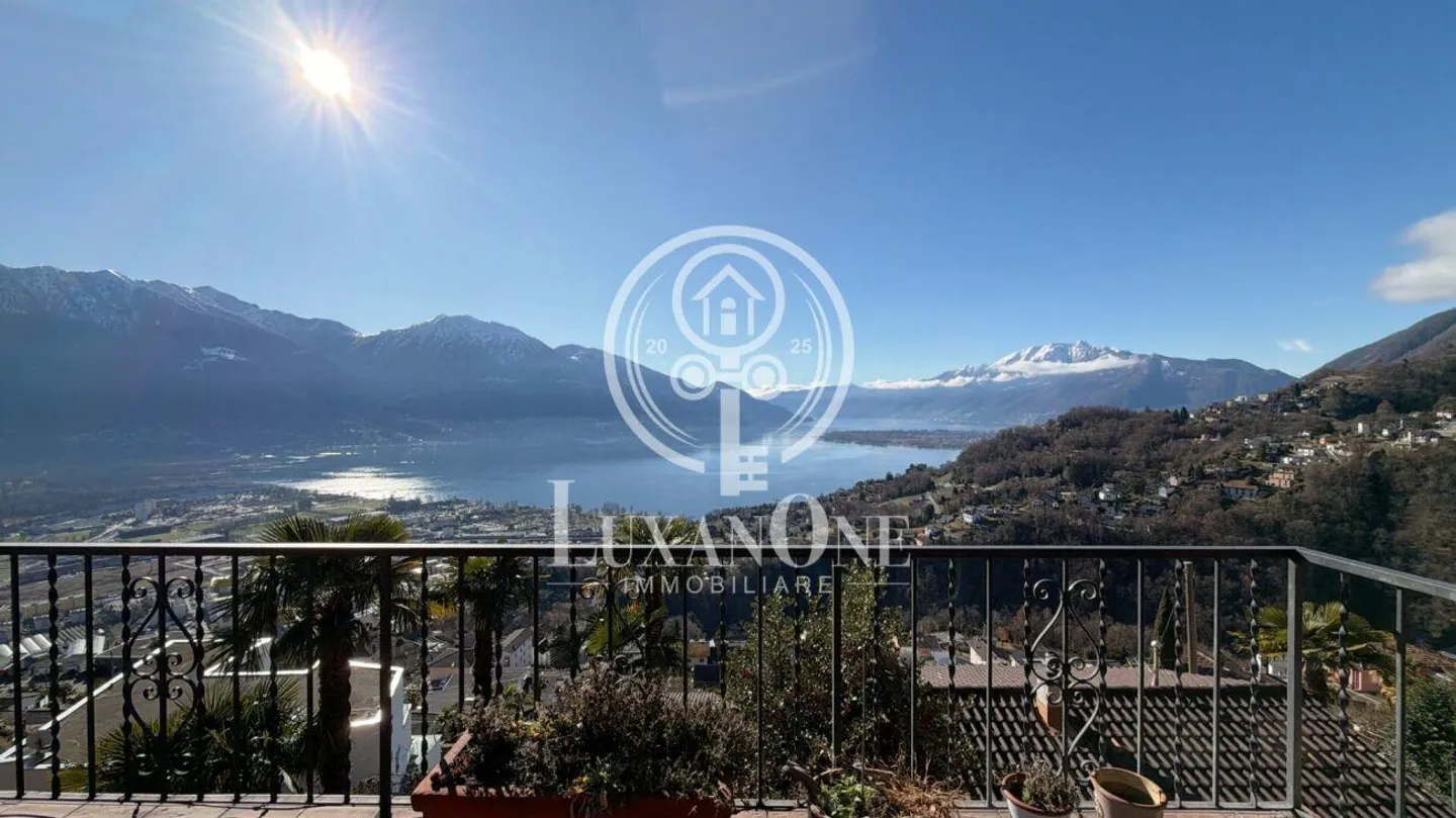 Le charme du Tessin rencontre le panorama - 4,5 pièces avec vue sur le lac à 180° - Photo 2 sur 17