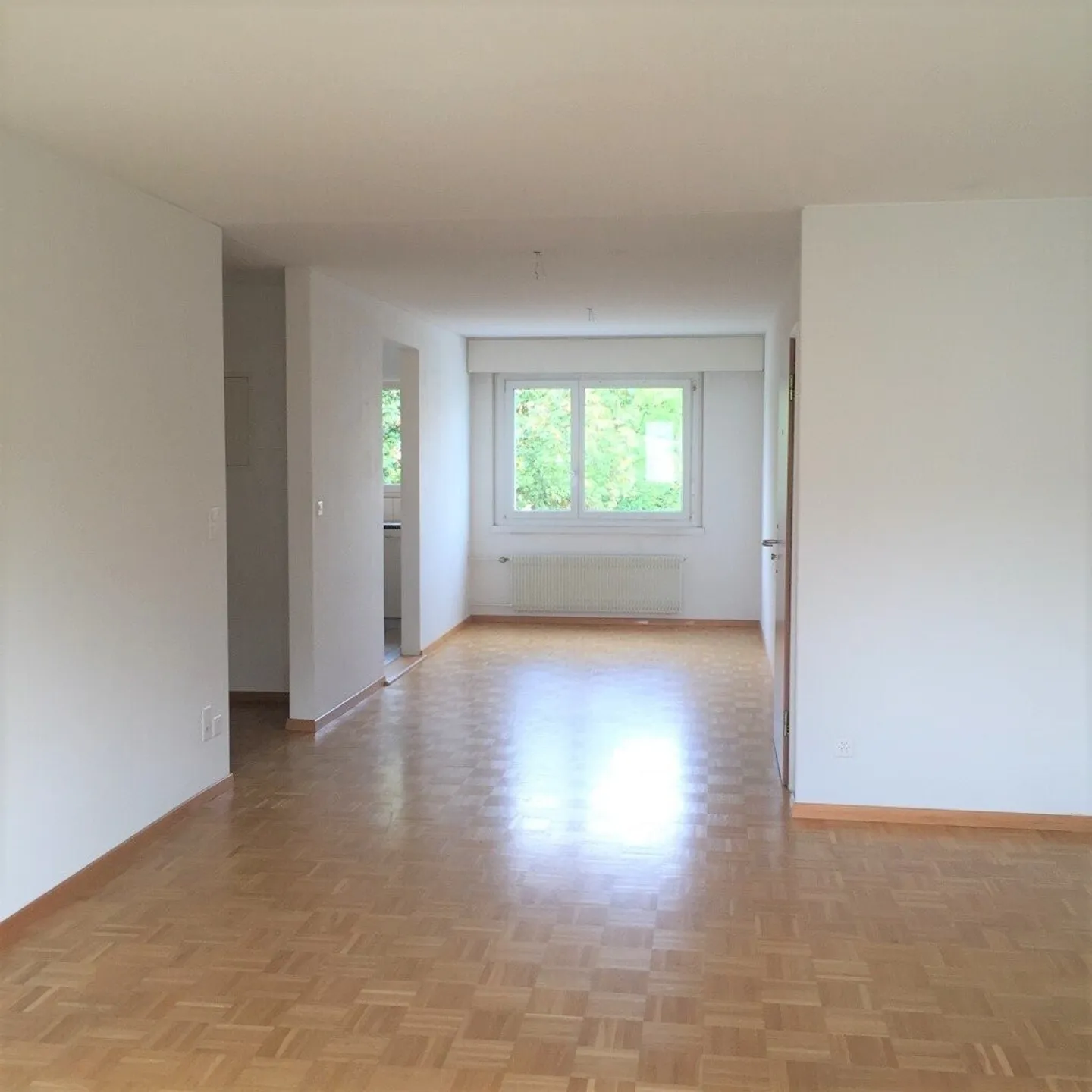 Beautiful apartment seeks new tenant - Photo 8 of 9