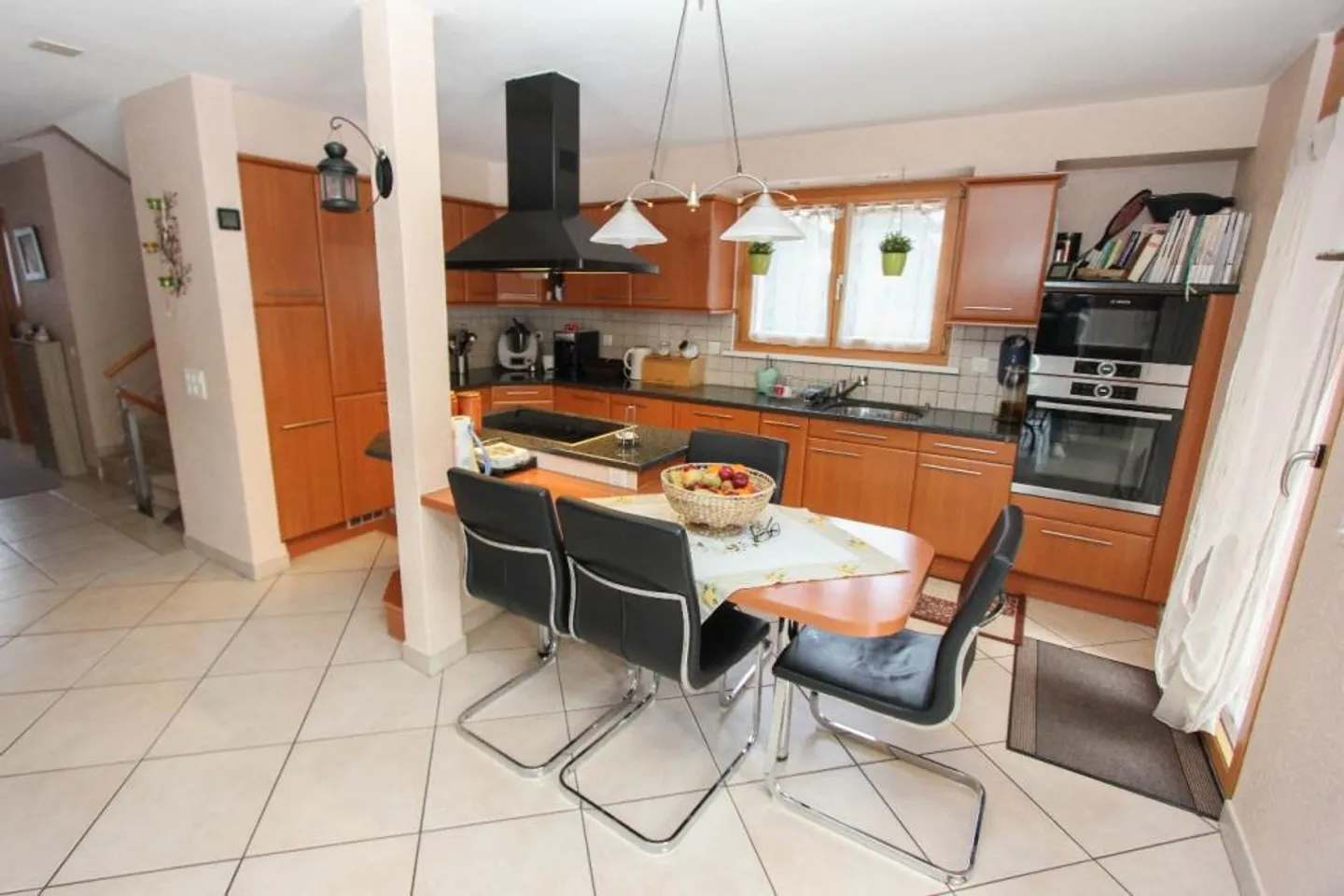 Bella villa individuale in un ambiente verde. - Foto 3 di 5
