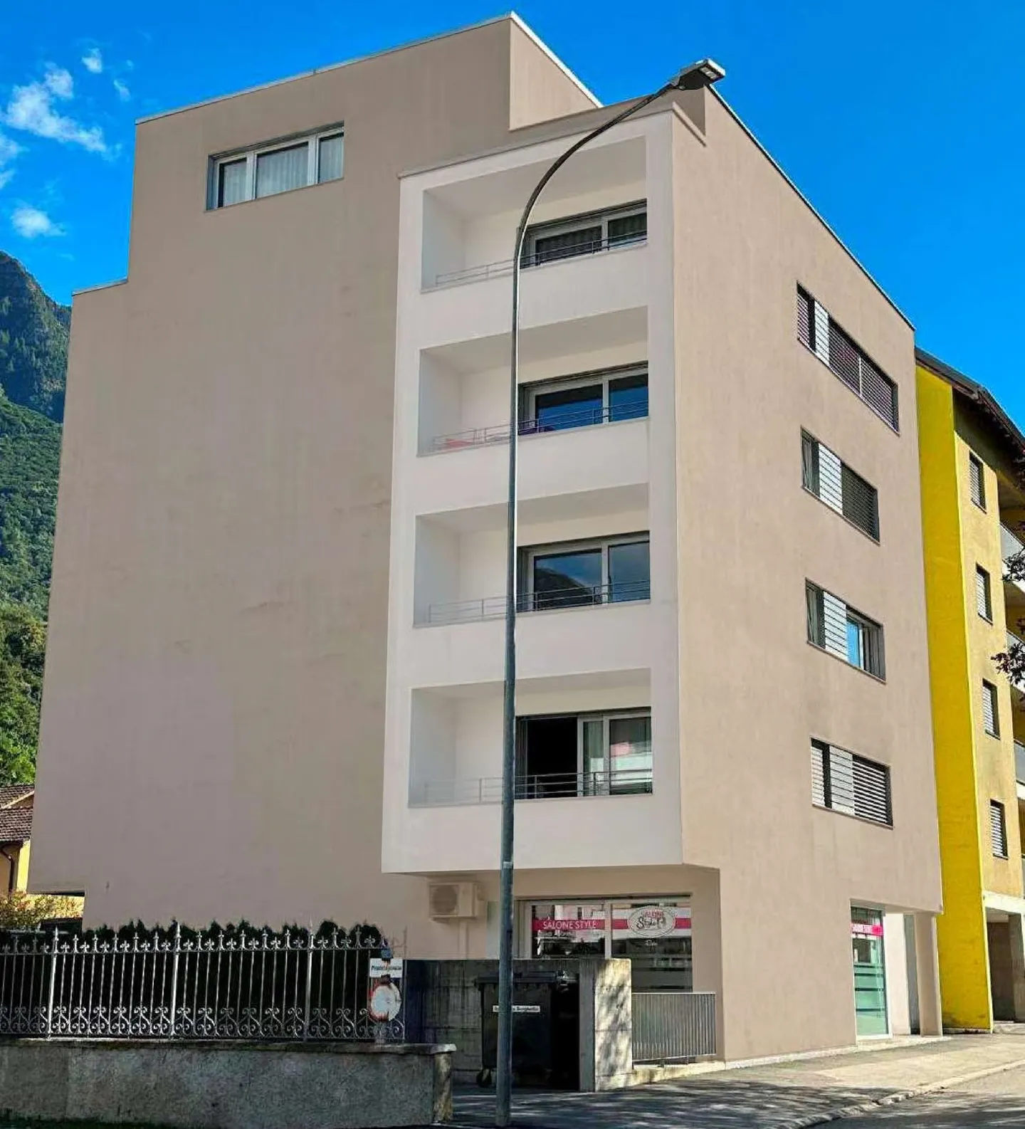 Modernes Apartment in Giubiasco - Foto 12 von 12