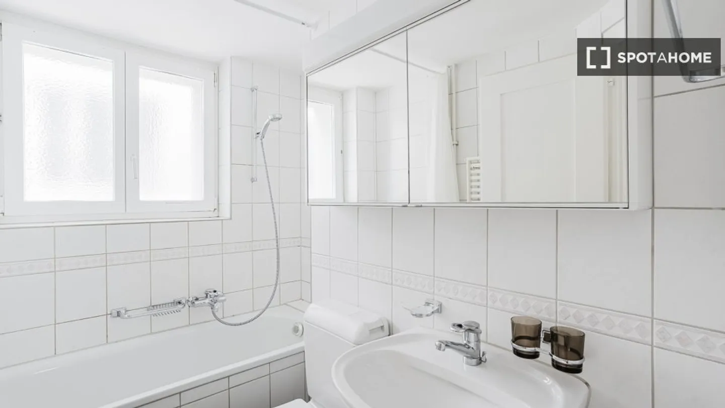 Appartamento in affitto - Foto 9 di 18