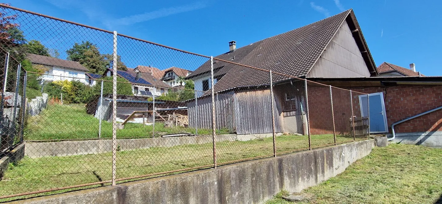 Terrain à bâtir avec potentiel de développement dans la région en croissance de Wohlen - Photo 8 sur 10