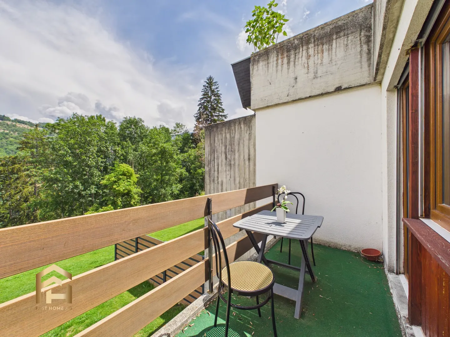 Charming Studio with Balcony in Unterbäch - Photo 7 of 13