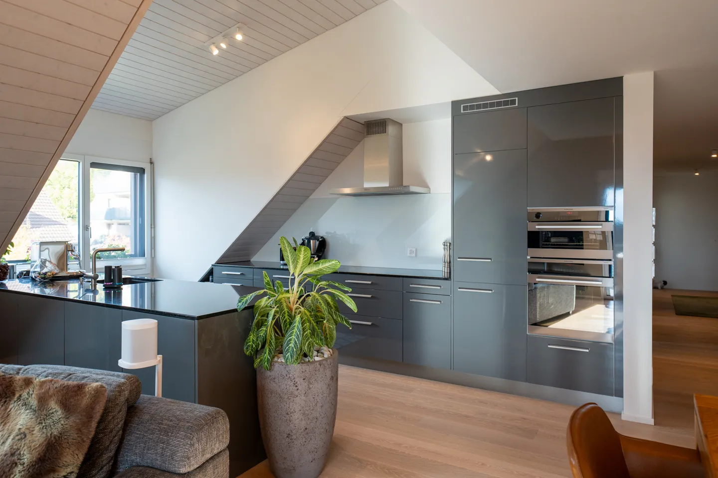 Maisonette élégante 3.5 pièces - Photo 2 sur 24