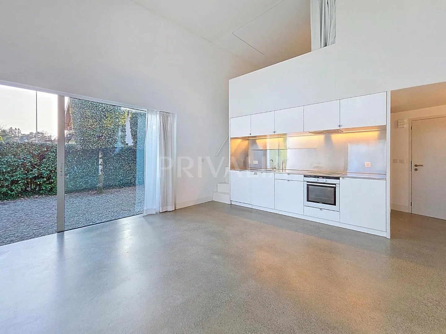 Loft 2 rooms - Photo 2 of 7