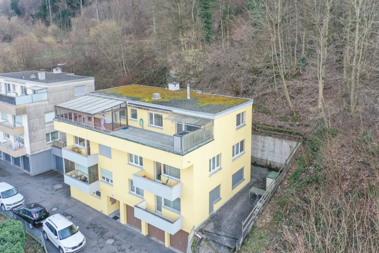 Affordable penthouse apartment with beautiful view | Large terrace with winter garden - Photo 2 of 15