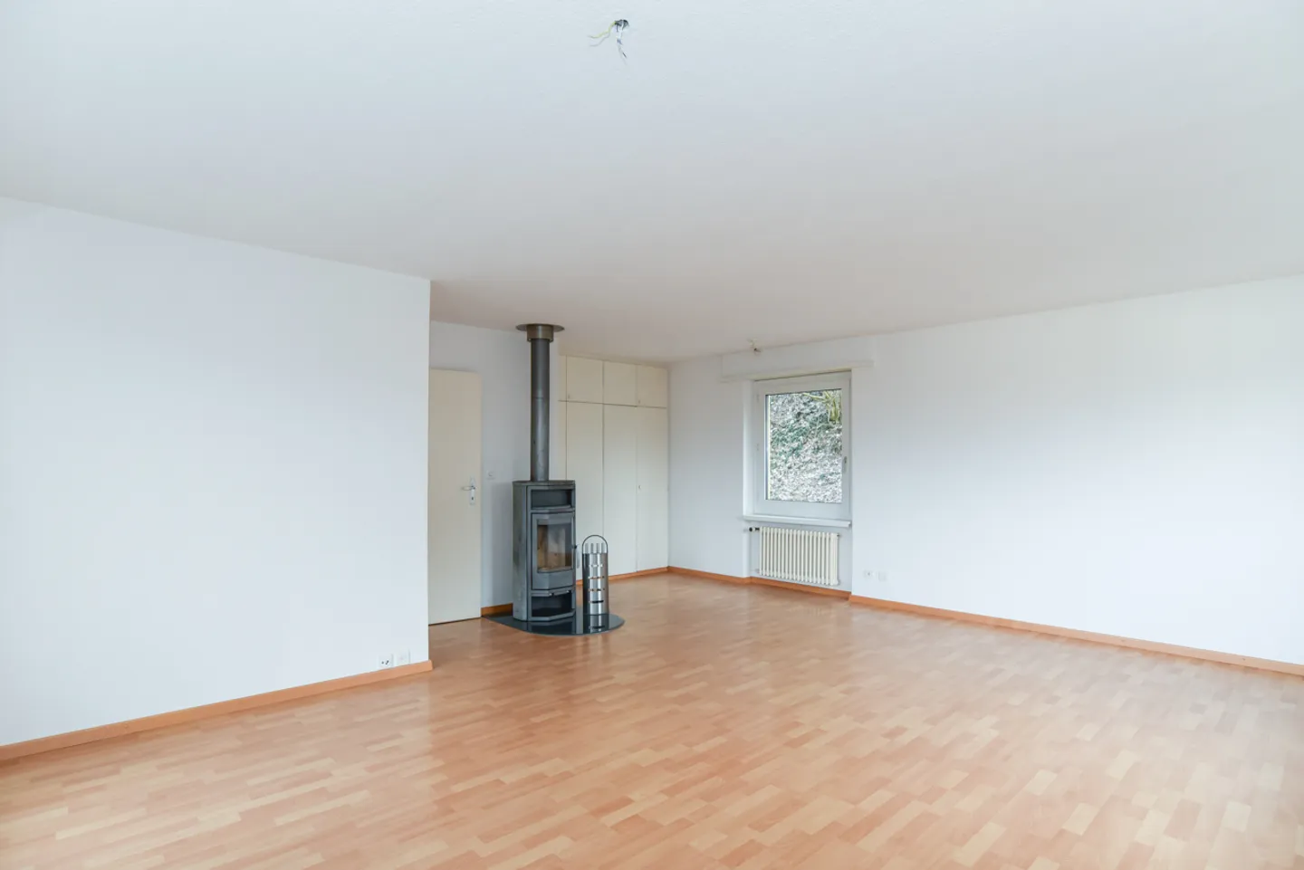 Affordable penthouse apartment with beautiful view | Large terrace with winter garden - Photo 4 of 15