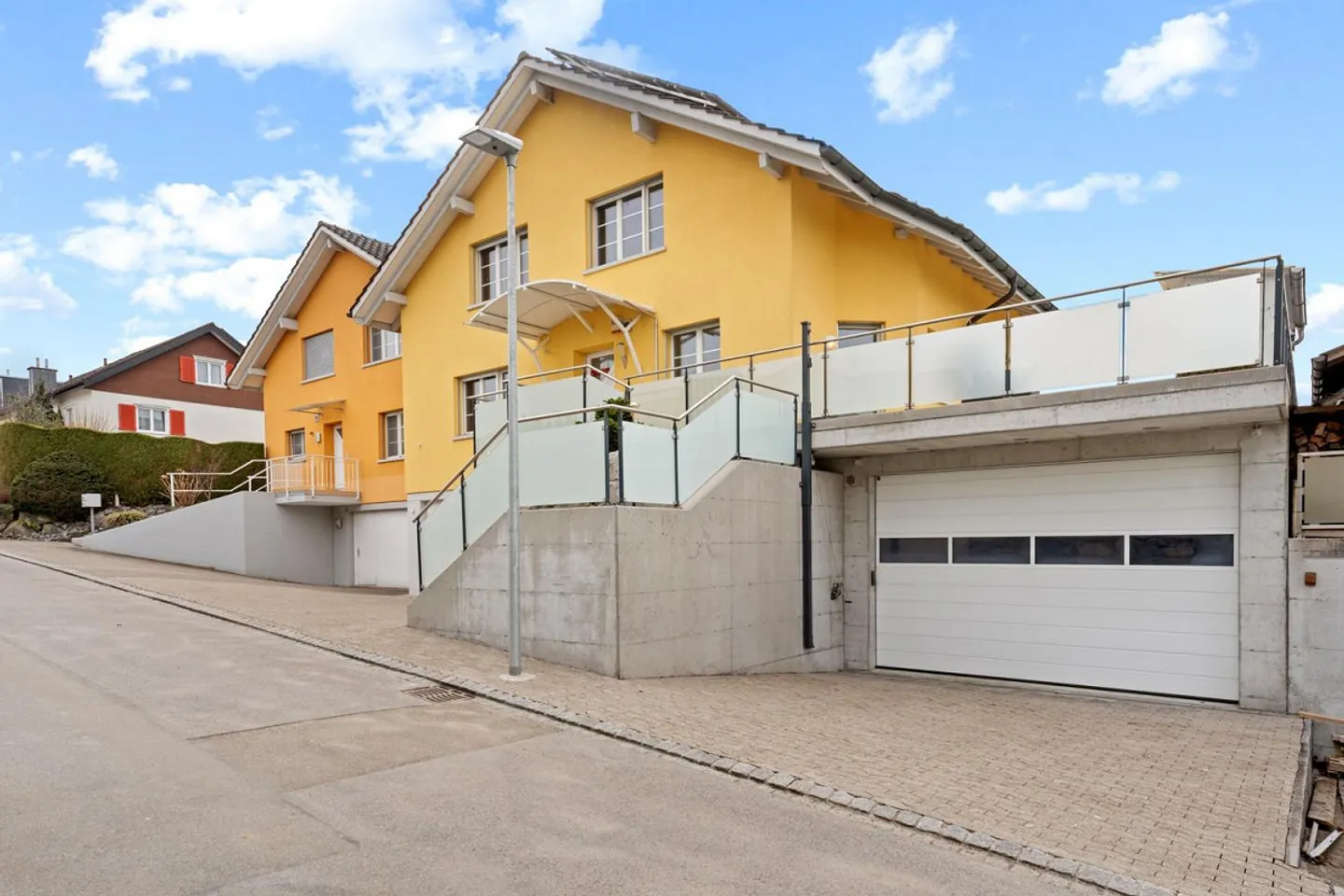 Spazio per la famiglia, hobby ed energia – La tua casa dei sogni ad Andwil SG - Foto 5 di 30