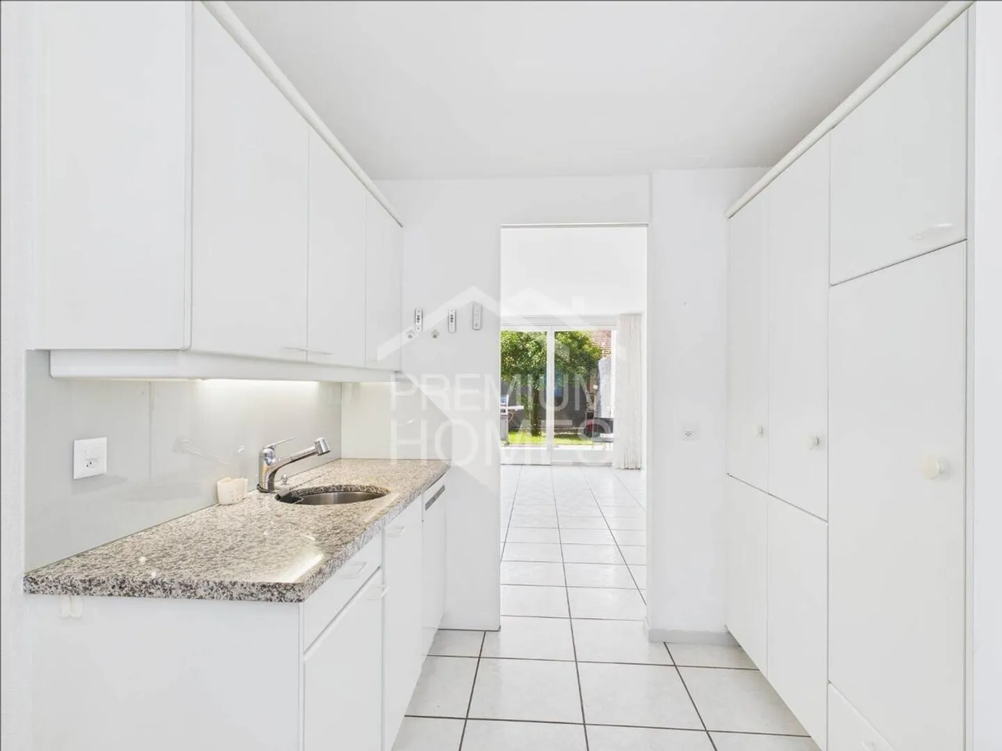 Casa a gradini in affitto - Foto 3 di 8